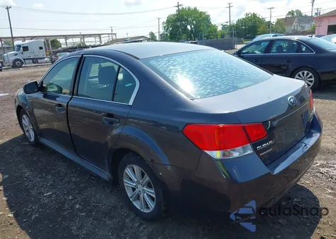 2011 Subaru Legacy 2.5I Premium из США, поврежденный, VIN 4S3BMBB61B3225135